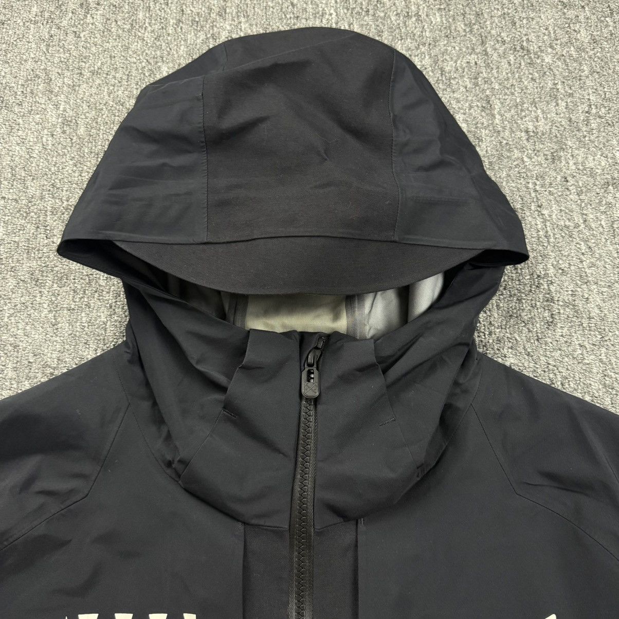 White Mountaineering - BLK - Gore-Tex Mountain Parka Jacket