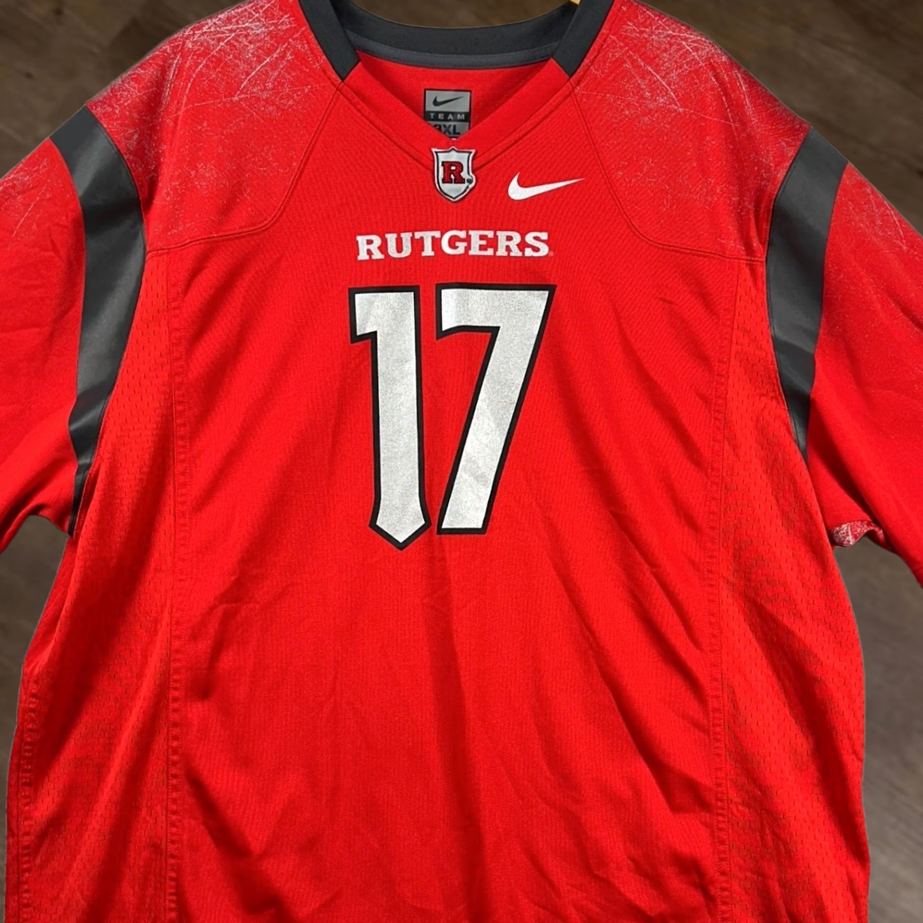 Nike Rutgers Scarlet Knights 17 Shirt Jersey Mens 3XL Red Nike Team V-Neck Football Shirt Size US XXL / EU 58 / 5 - 1 Thumbnail