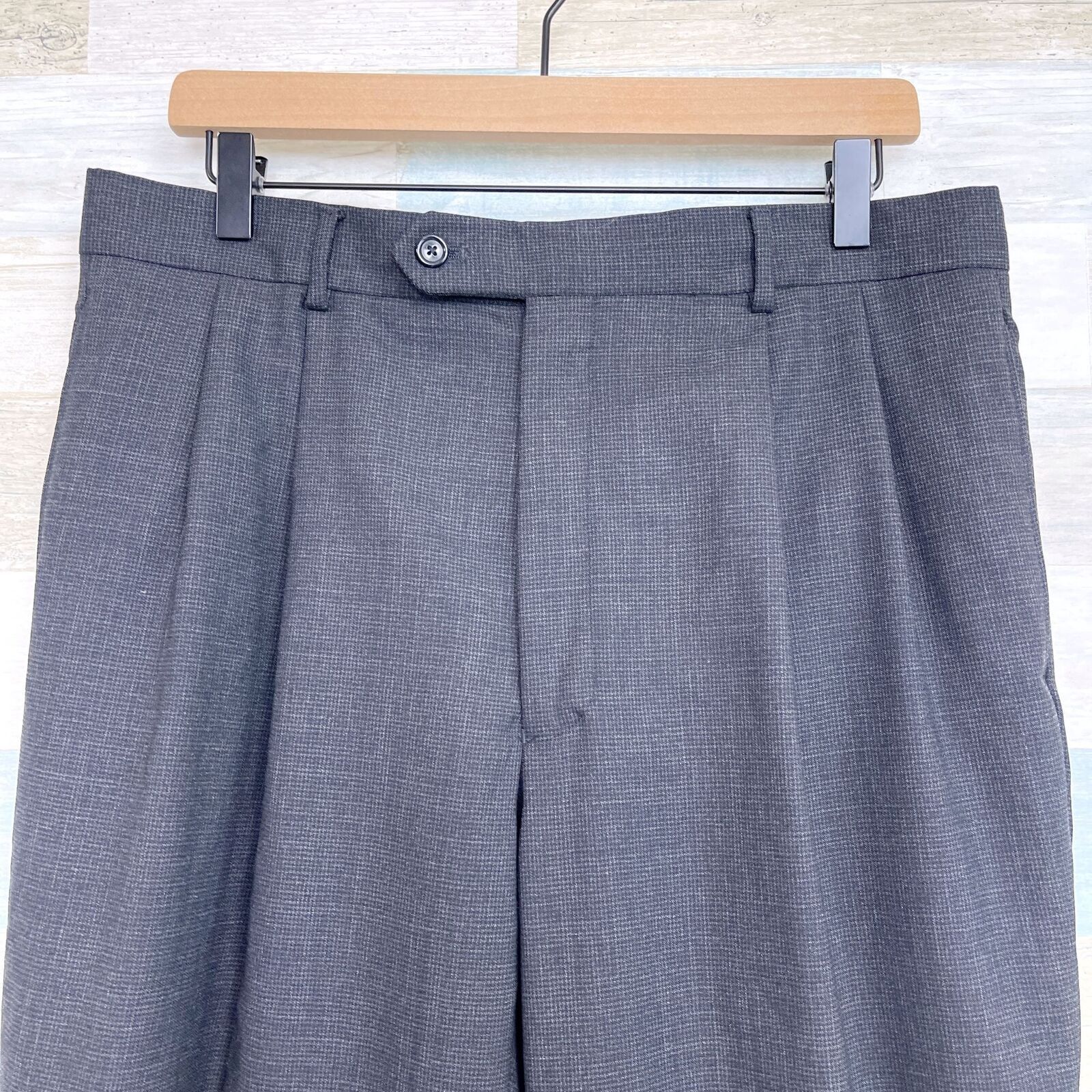 Jos. A. Bank Jos A Bank Wool 2 Piece Suit Dark Gray Two Button 40R 34x29 Size 40R - 10 Thumbnail