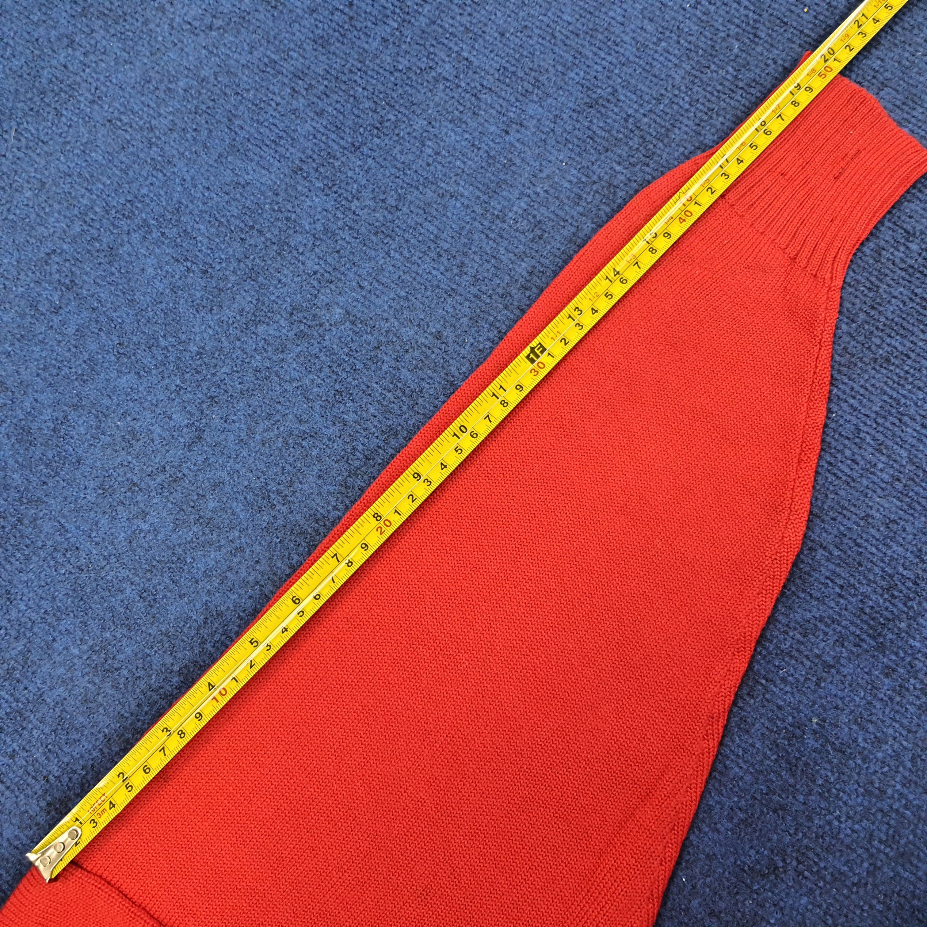 Vintage Vintage Henri Lucchapuis Happy ski Knitwear Size US M / EU 48-50 / 2 - 10 Thumbnail