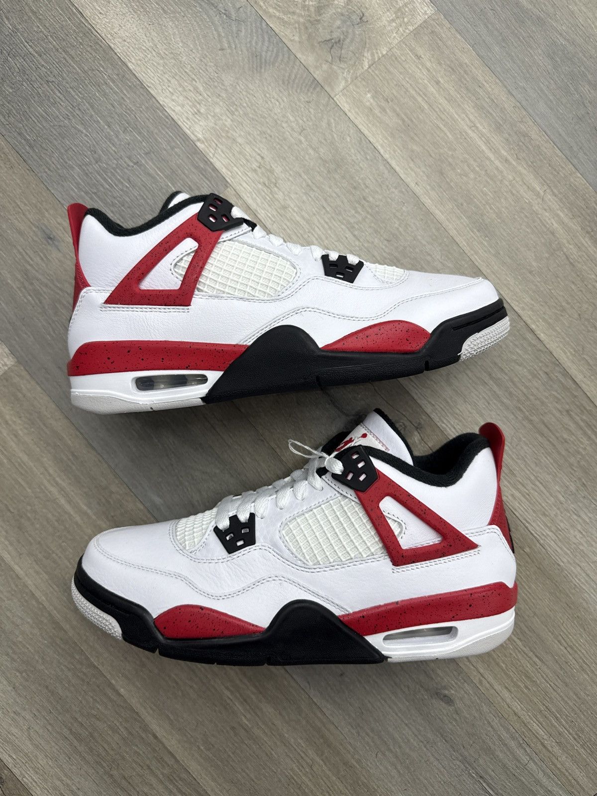 Jordan Brand Jordan 4 Retro Red Cement (GS) Size US 7 / EU 40 - 1 Thumbnail
