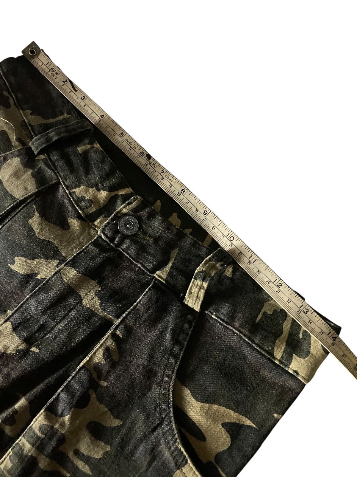 If Six Was Nine 2000's Happy Valley Military Multipocket Flared Pants Size US 26 / EU 42 - 5 Thumbnail