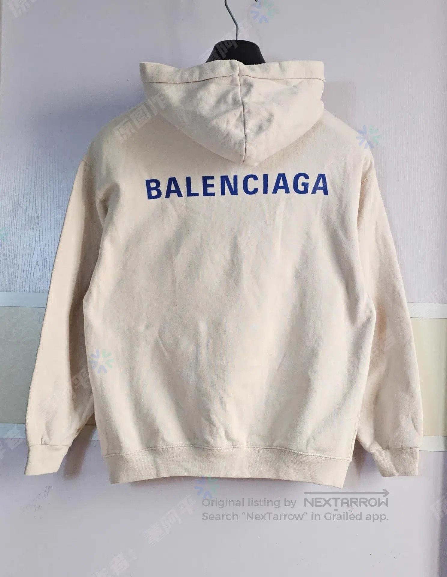 Balenciaga Beige Hoodie with Front Pocket . Size US XXS / EU 40 - 4 Thumbnail