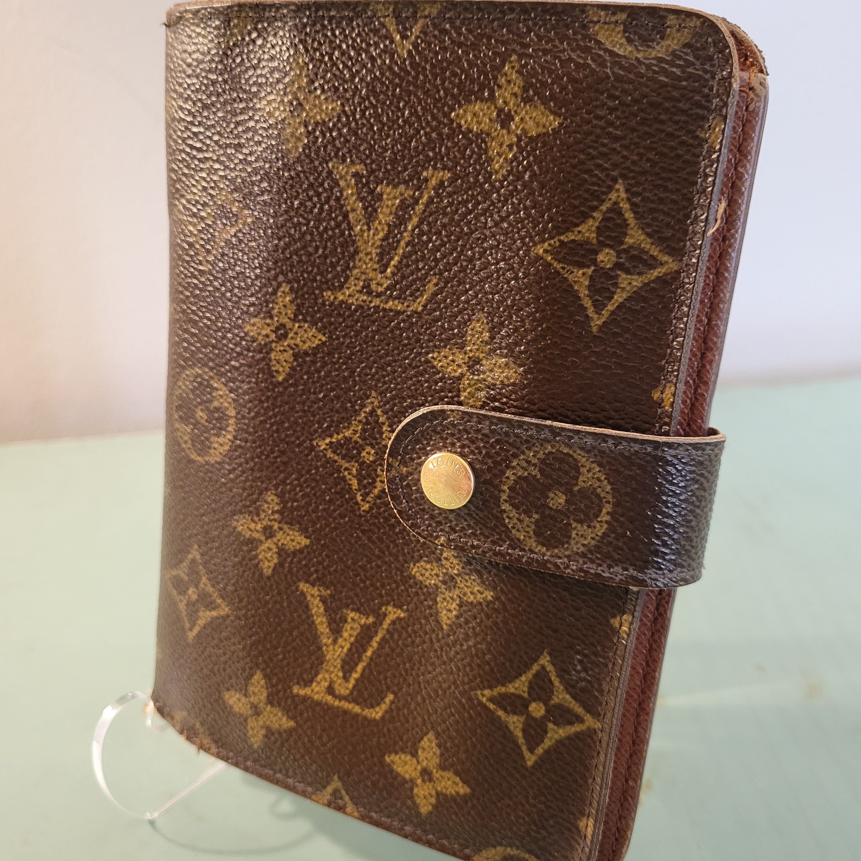 Louis Vuitton Louis Vuitton Monogram Porte Papier Snap Zip Passport Wallet Size ONE SIZE - 1 Thumbnail