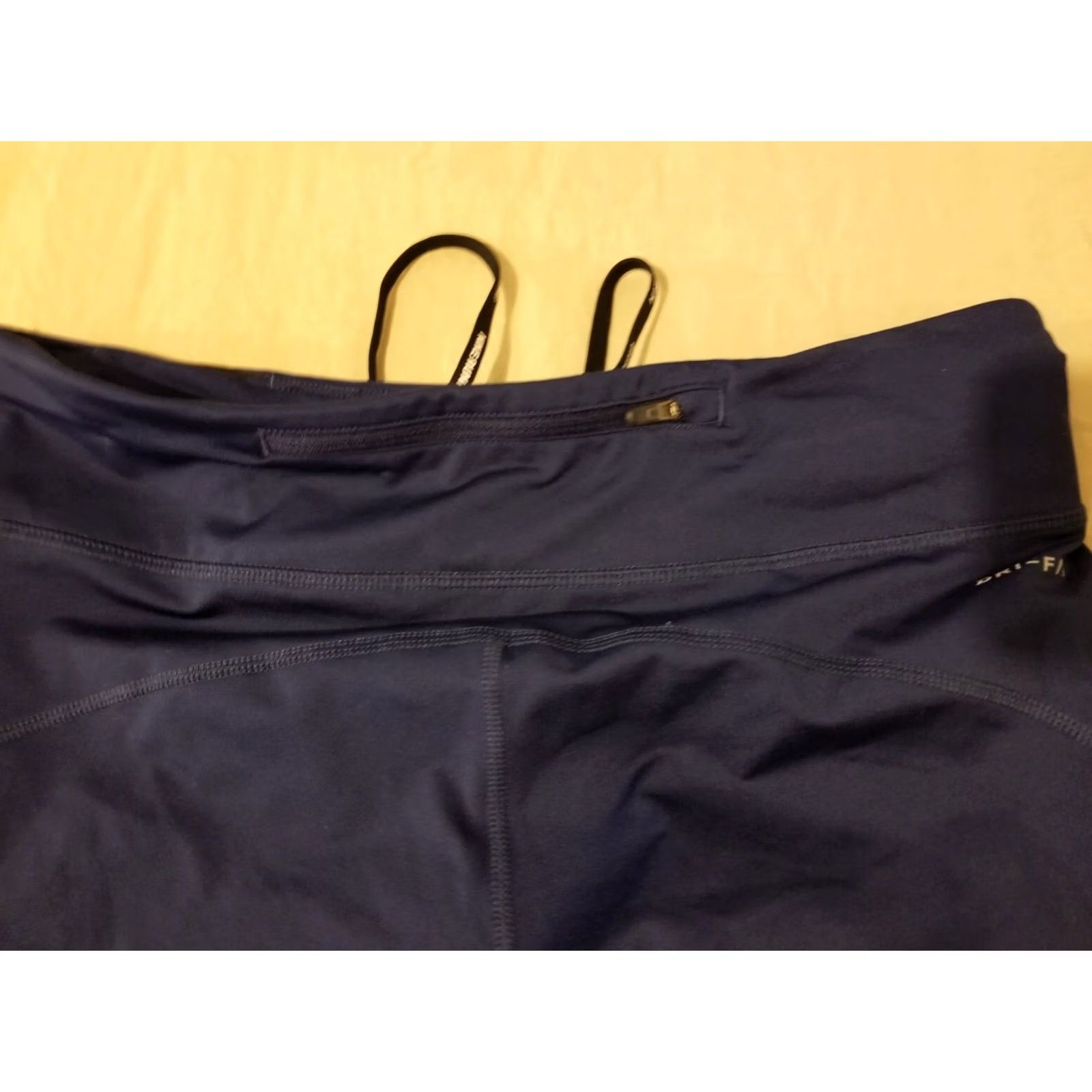 Nike Womens Nike Pants M Medium Navy Blue Capri Athletic Gym Workout Nike Pants Womens M Blue Capri Athletic Workout Size 32" / US 10 / IT 46 - 3 Thumbnail