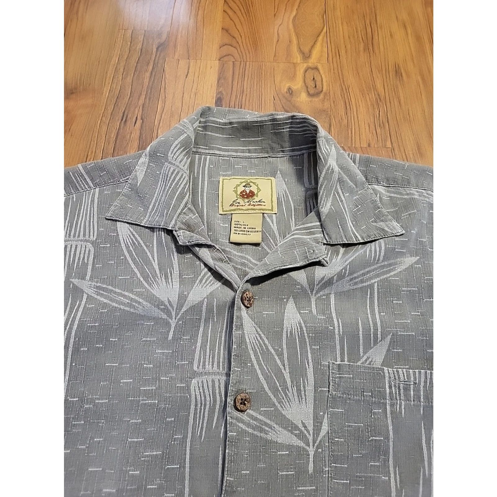 Vintage Joe Marlin Outfitters Hawaiian Shirt SS Gray 48" Chest L Silk Button-Up Casual Party/Cocktail Spring Summer Floral Mens Size US L / EU 52-54 / 3 - 3 Thumbnail