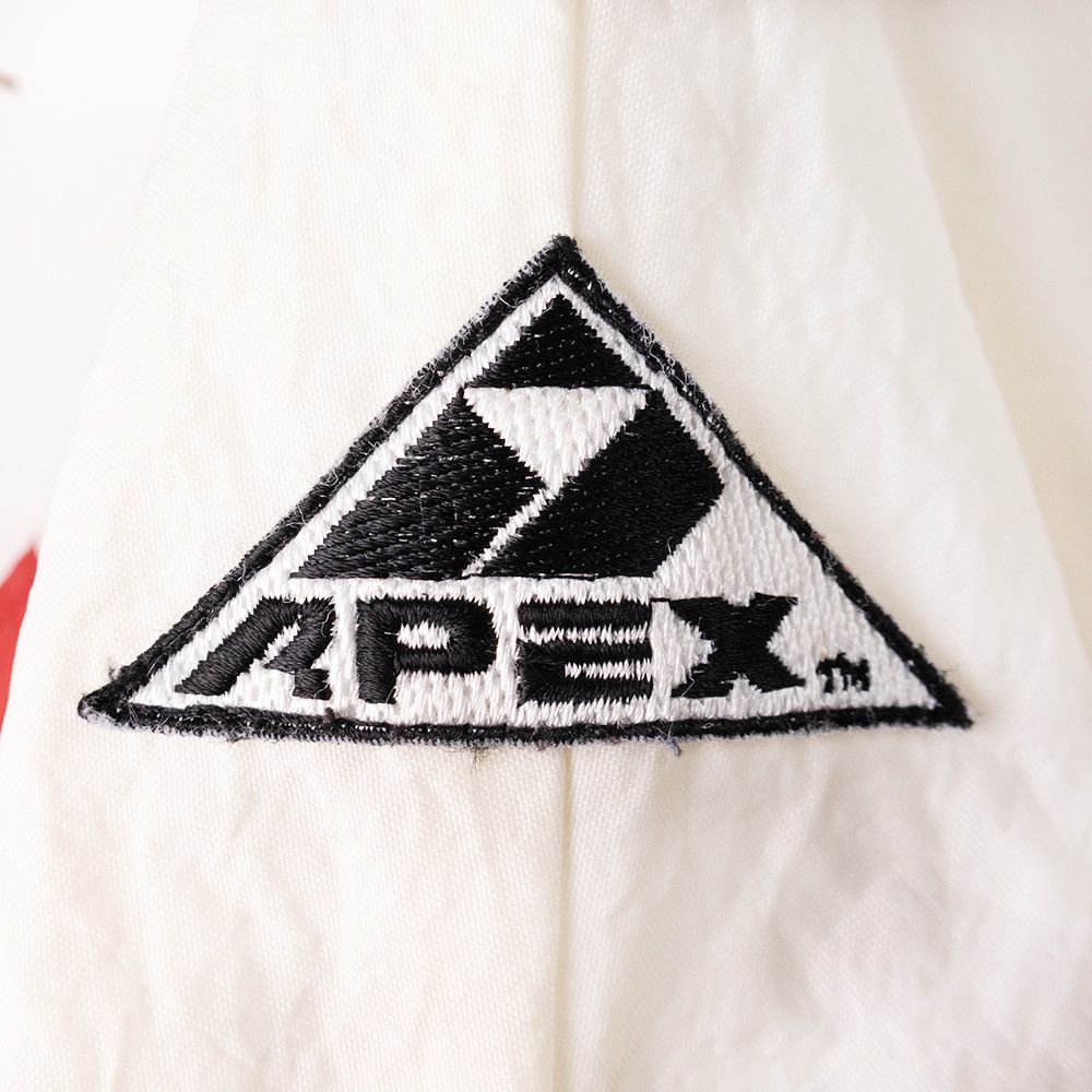 Apex One Vintage 90s Apex One Chicago Bulls NBA Puffer Jacket L Size US L / EU 52-54 / 3 - 5 Thumbnail