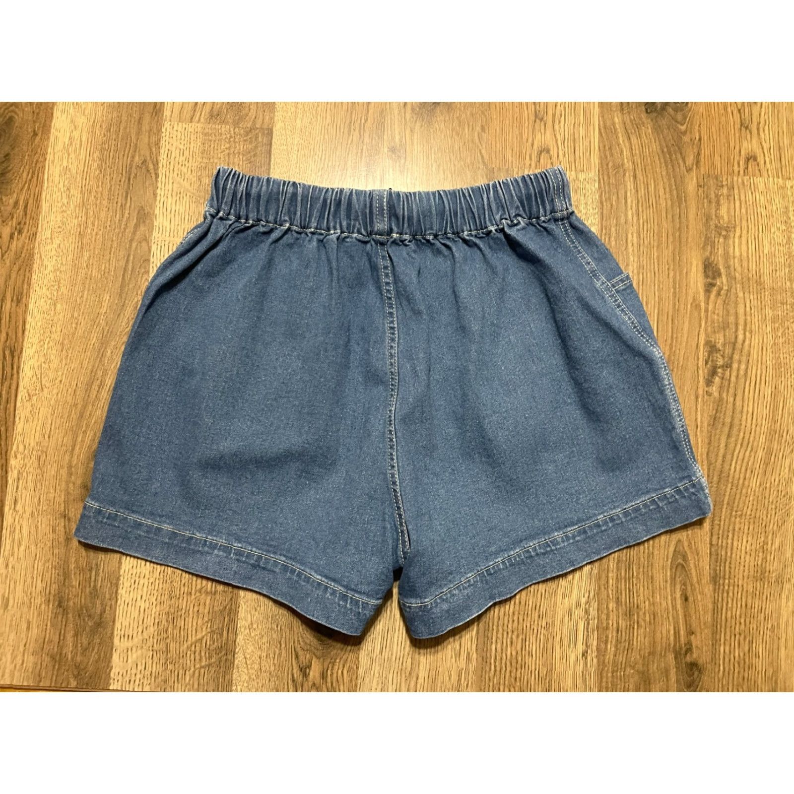 Vintage Fuinloth Shorts Woman S Blue Denim Stretchable Waist Pockets Bermuda Casual Modern 90s? Wait no. Size 28" / US 6 / IT 42 - 2 Thumbnail