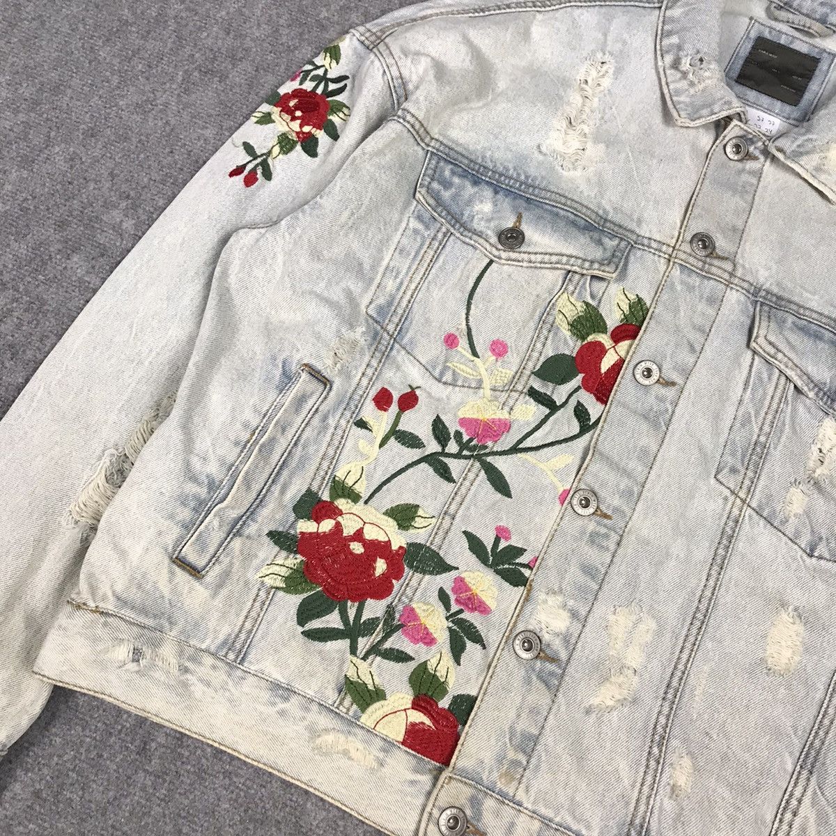 Designer × Zara ZARA MAN DENIM EMBROIDERY DESIGN DISTRESSED JACKET Size US L / EU 52-54 / 3 - 4 Thumbnail