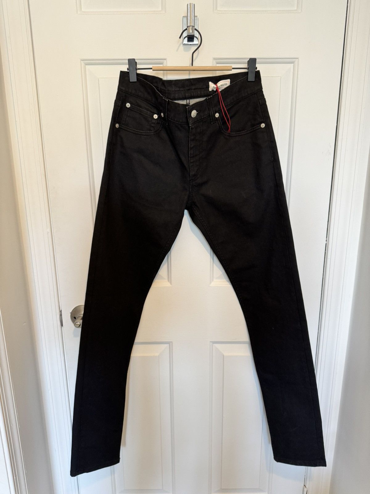 Alexander McQueen Alexander McQueen slim denim jeans black 30 x 32 Size US 30 / EU 46 - 3 Thumbnail