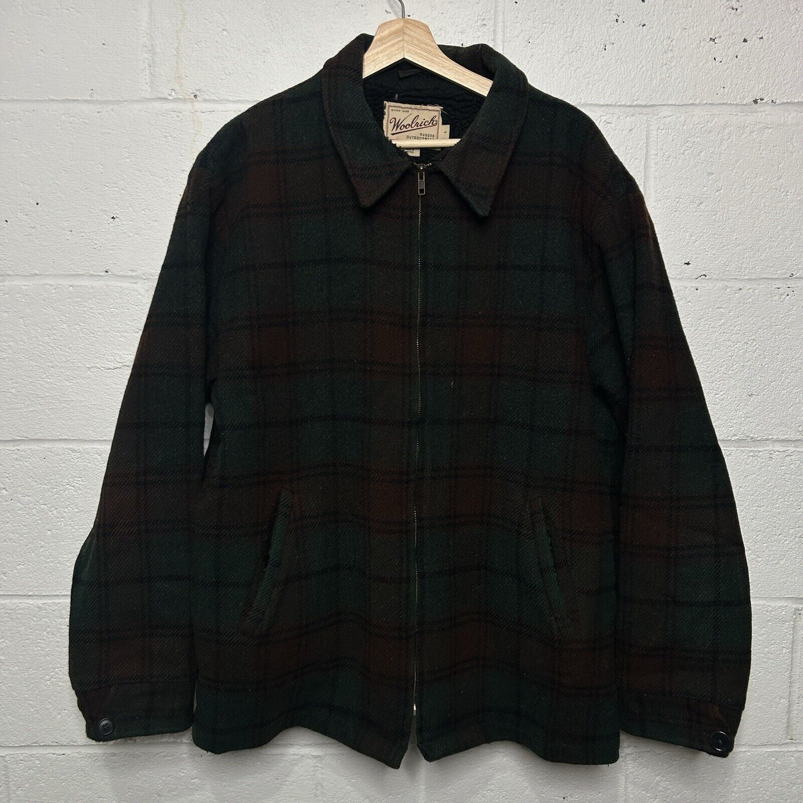 Woolrich Woolen Mills Vintage Woolrich Plaid Sherpa-Lined Jacket “Green Brown” Size US L / EU 52-54 / 3 - 1 Thumbnail