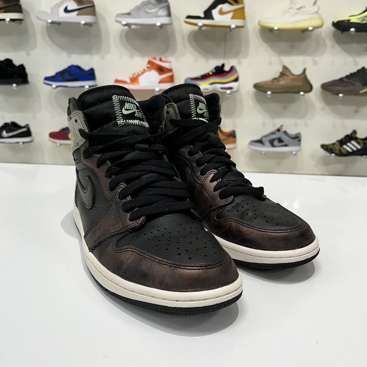 Nike Air Jordan 1 Retro High Light Army Rust Shadow Patina Size US 10 / EU 43 - 7 Thumbnail