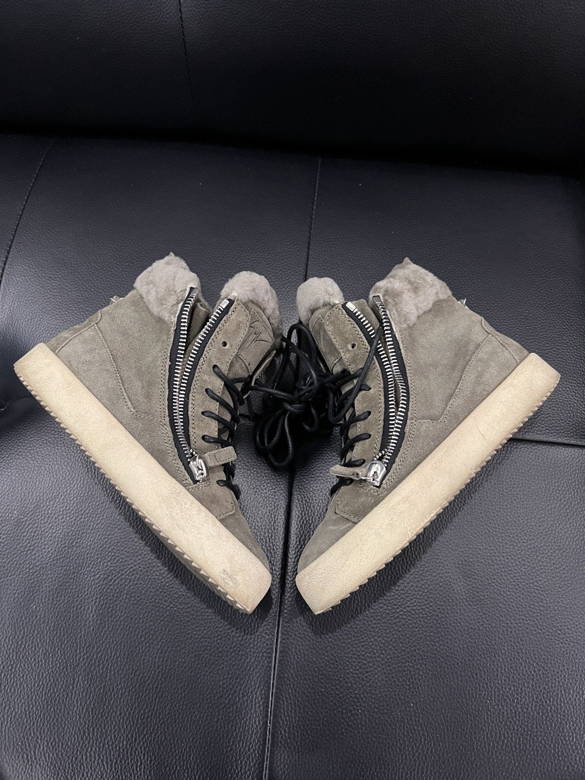Giuseppe Zanotti Giuseppe Zanotti Shearling High-Top Sneakers Size US 7 / IT 37 - 14 Thumbnail