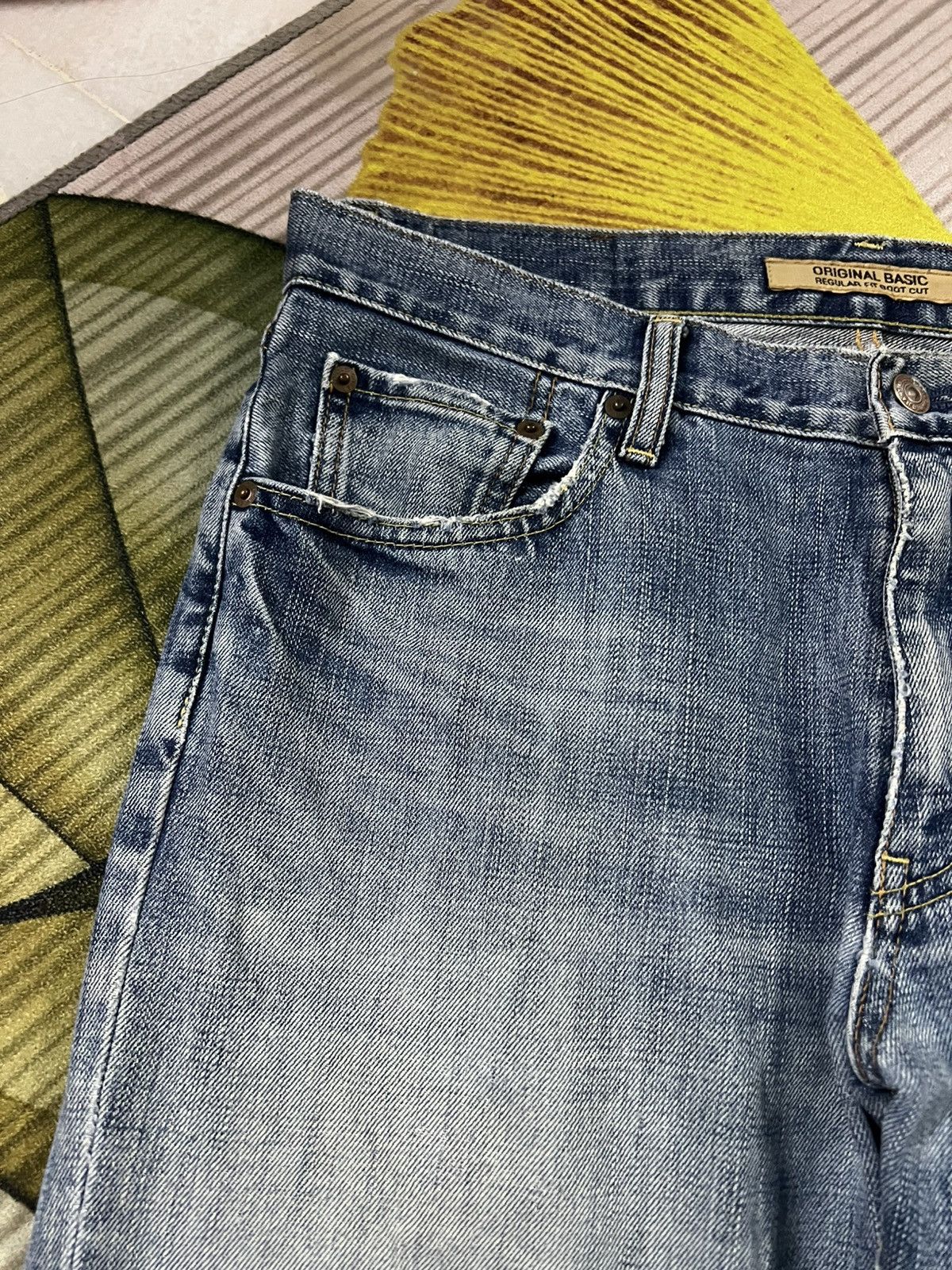 Japanese Brand 💥Flare💥Vintage Uniqlo B-002 light Wash Jean Size US 34 / EU 50 - 8 Thumbnail