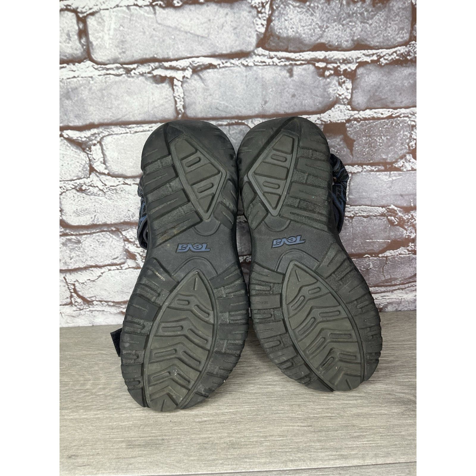 Teva Teva Hurricane XLT Black Blue Hiking Water Sport Sandals Wo Size US 7 / EU 40 - 16 Thumbnail