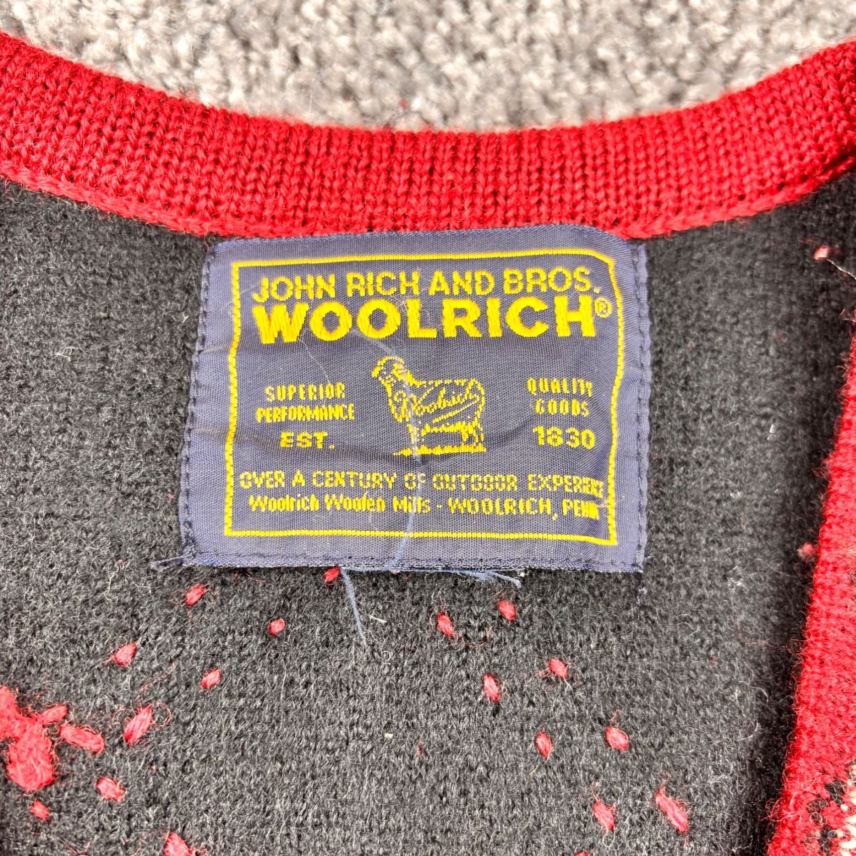 Vintage Woolrich Cardigan Sweater Womens L Black Wool Snowflake Vintage Holiday Winter Christmas Fair Isle Knit Round Neck Long Sleeve Regular Fit Size L / US 10 / IT 46 - 3 Thumbnail