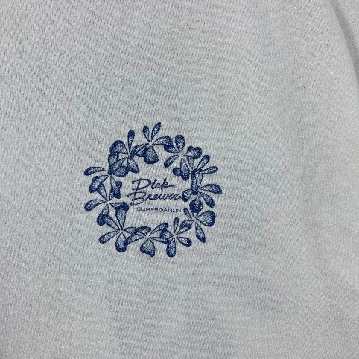 Vintage Vintage 90's DICK BREWER SURFBOARDS Floral Surfing Tee Shirt Size US M / EU 48-50 / 2 - 6 Thumbnail
