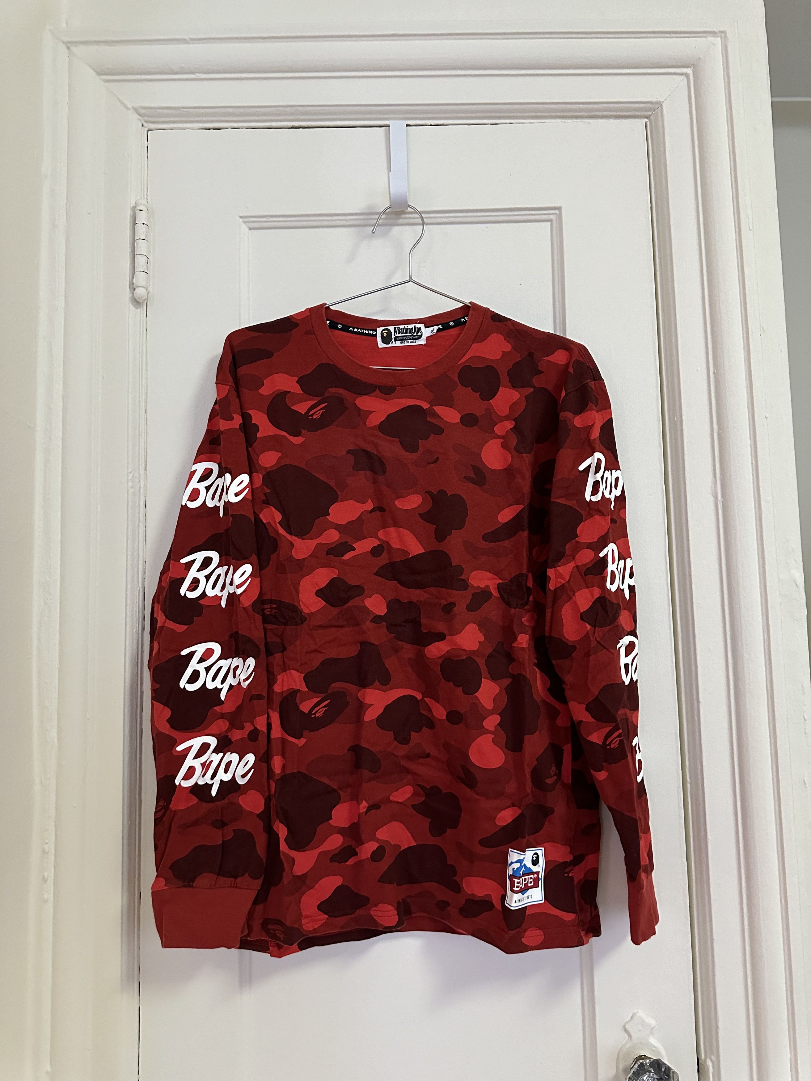 Bape Color Camo L/S Tee Size US M / EU 48-50 / 2 - 1 Thumbnail