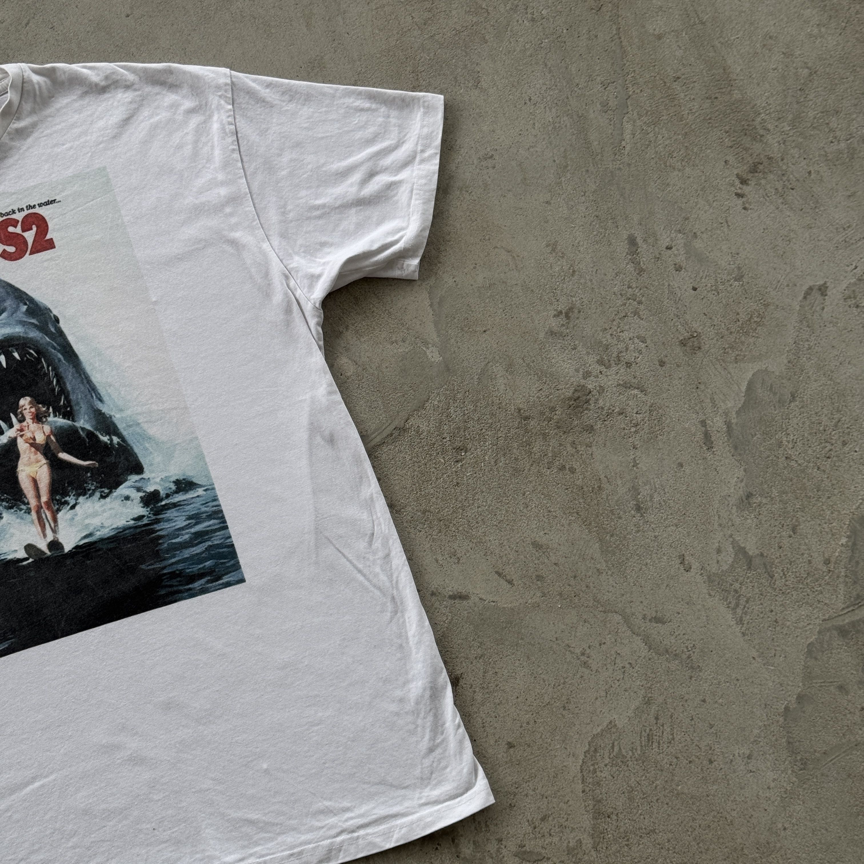 Vintage Uneek Jaws 2 Movie Poster White Graphic Tee Shirt XL Size US XL / EU 56 / 4 - 2 Thumbnail