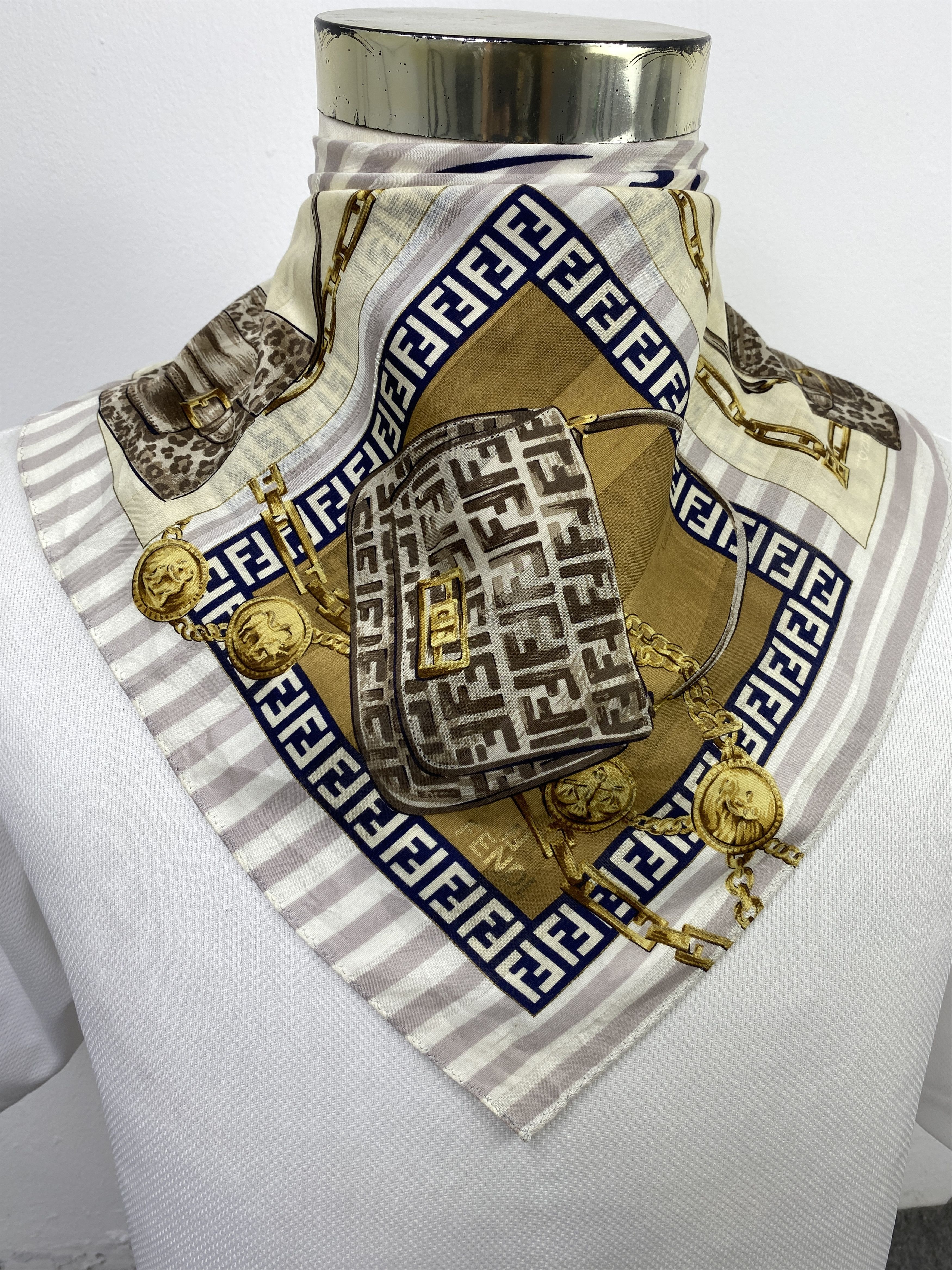 Fendi Vintage Fendi Handkerchief Neckerchief KT0269 Size ONE SIZE - 1 Thumbnail