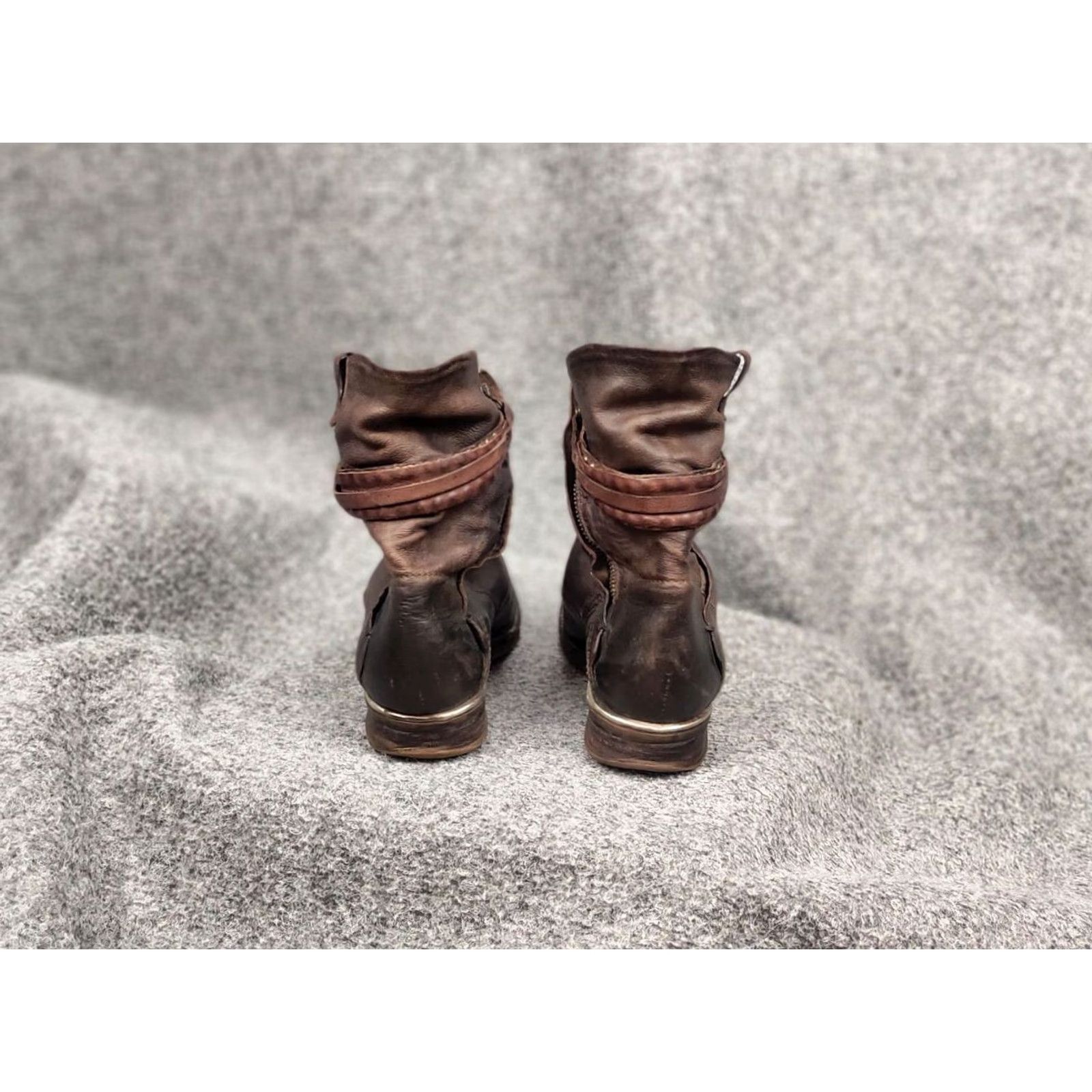Vintage VINTAGE Airstep 98 Design Zipper Brown Leather Ankle Women Boots Size US 7 / IT 37 - 6 Thumbnail