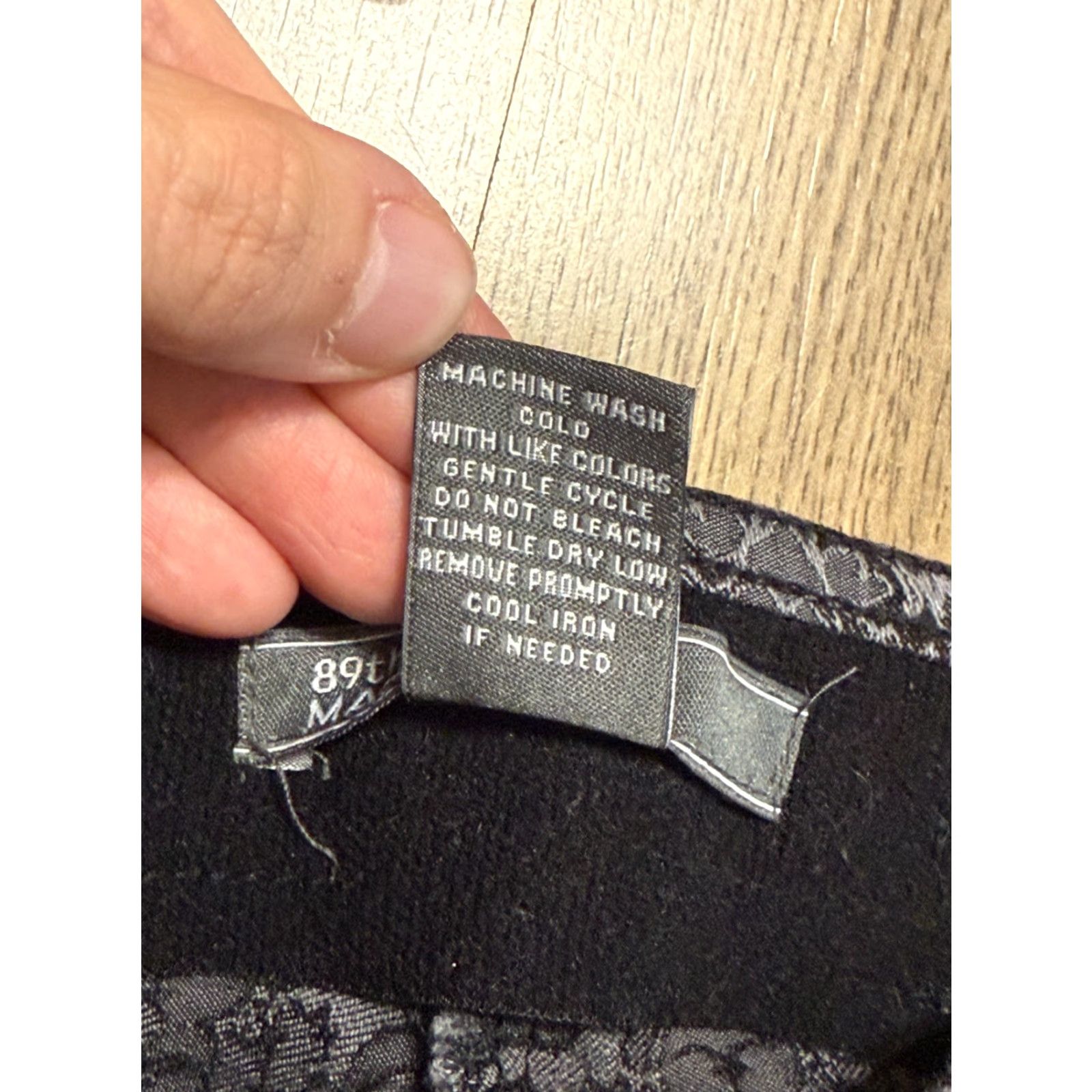 Vintage 89th & Madison Pants Women XS Small Grey Black Floral Pull On 38" Length Regular Rise Ankle Casual Pants Women Midsize Regular Fit Size 28" / US 6 / IT 42 - 5 Thumbnail