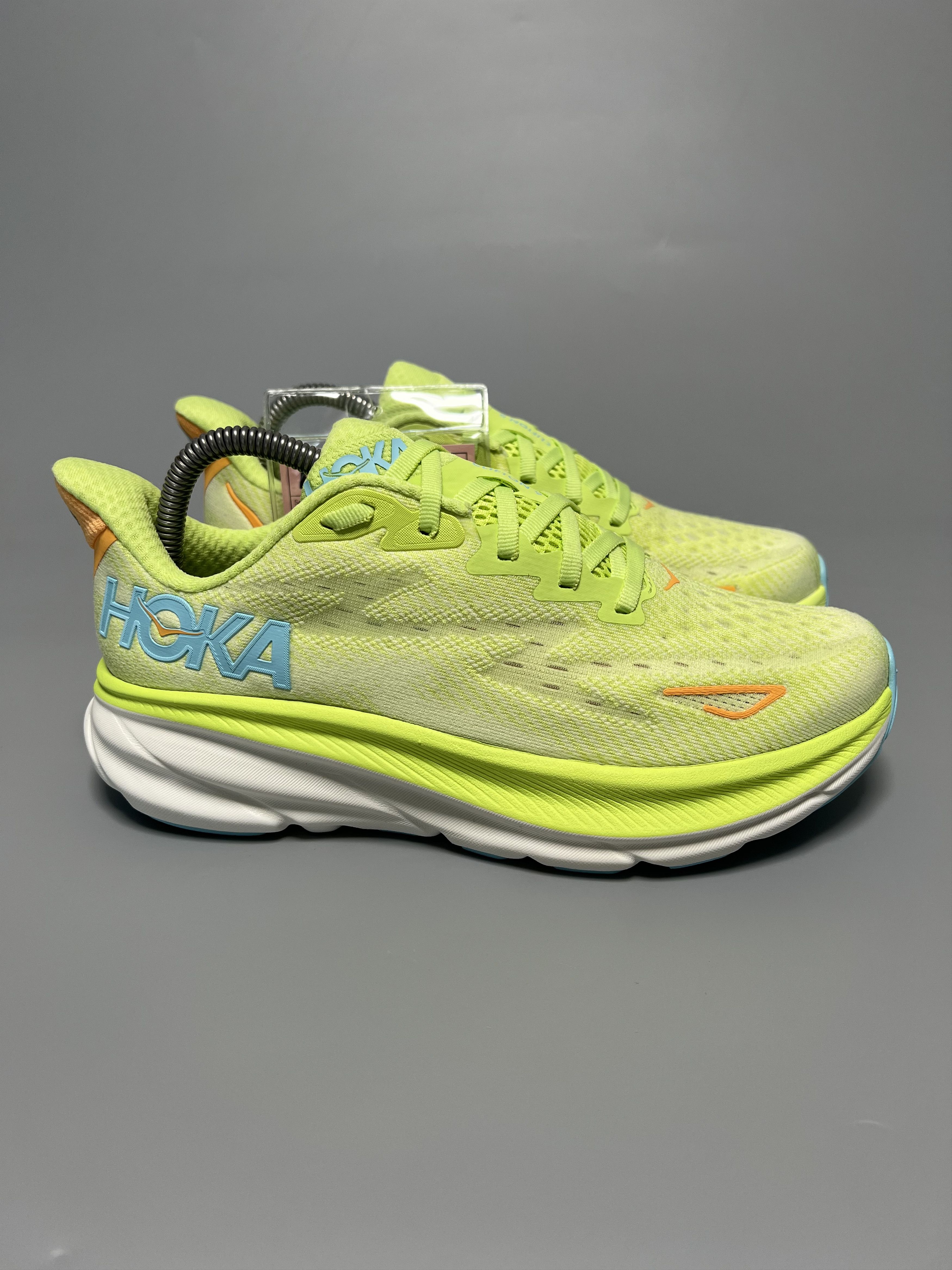 Hoka 7B Hoka One One Clifton 9 Running Shoes Walking Gym Size US 7 / IT 37 - 1 Thumbnail