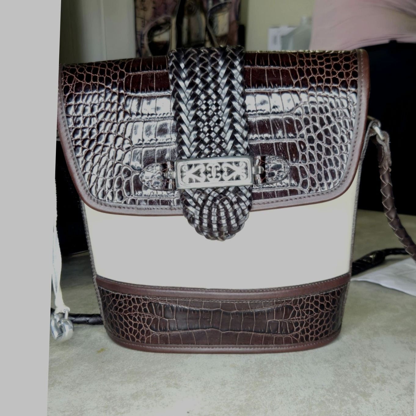 Brighton Vintage Brighton two tone brown croc and beige heart tassel Size ONE SIZE - 2 Thumbnail