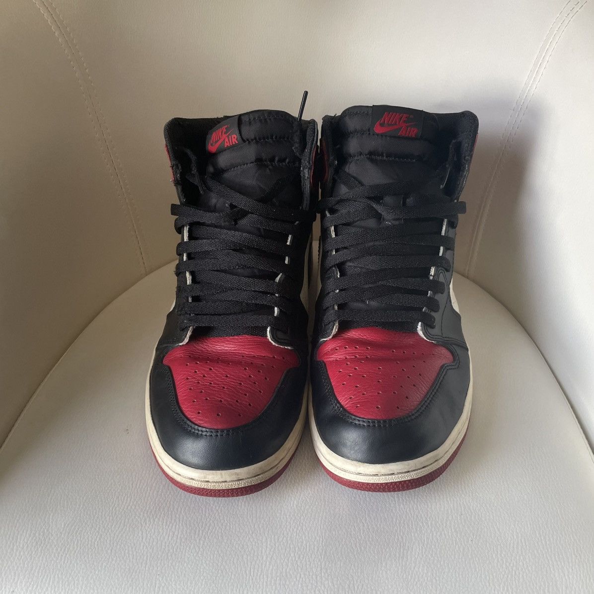 Jordan Brand Jordan 1 Retro High Bred Toe Size US 11.5 / EU 44-45 - 3 Thumbnail