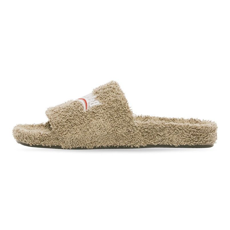 Balenciaga Balenciaga Furry Towel Slide Size 35 Size US 5 / IT 35 - 1 Thumbnail