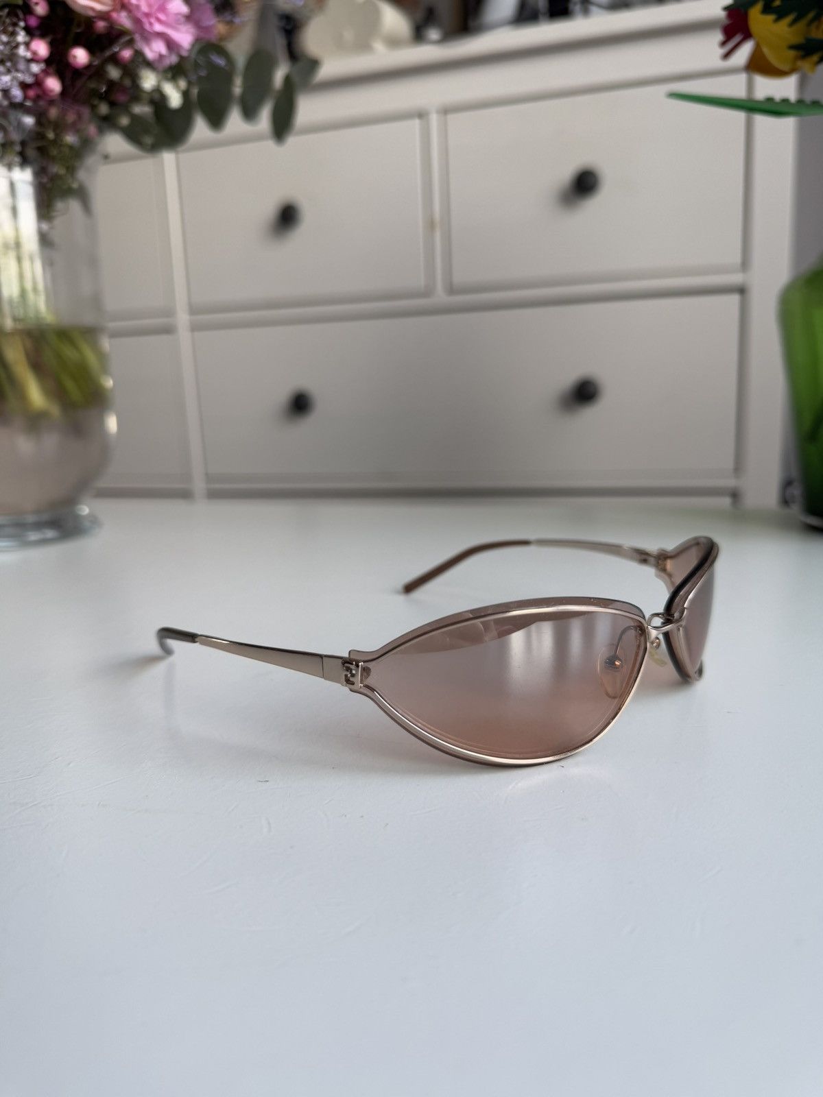 Fendi × Vintage Vintage y2k Fendi rose gold rimless sunglasses avantgarde Size ONE SIZE - 1 Thumbnail