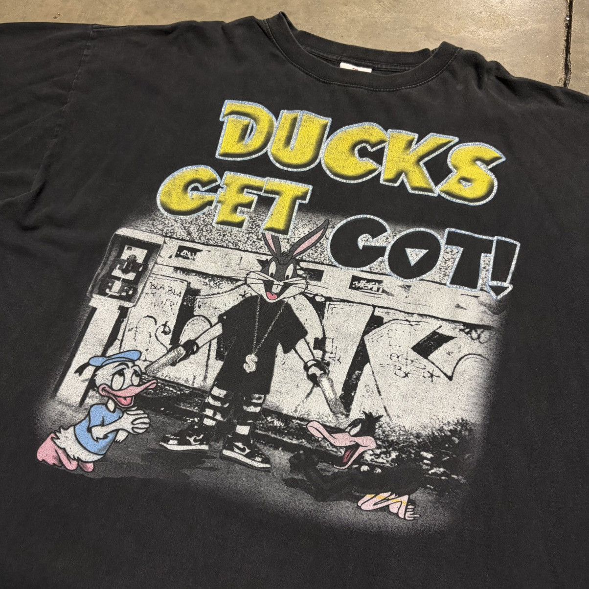 Vintage Vintage Bugs Bunny Looney Tunes Parody T shirt Duck Get Got Size US XXL / EU 58 / 5 - 4 Thumbnail