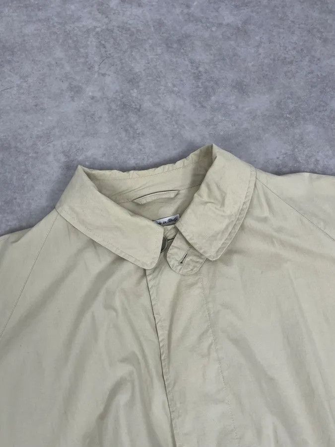 Giorgio Armani 1990s Giorgio Armani Beige Long Classy Coat Size US L / EU 52-54 / 3 - 5 Thumbnail