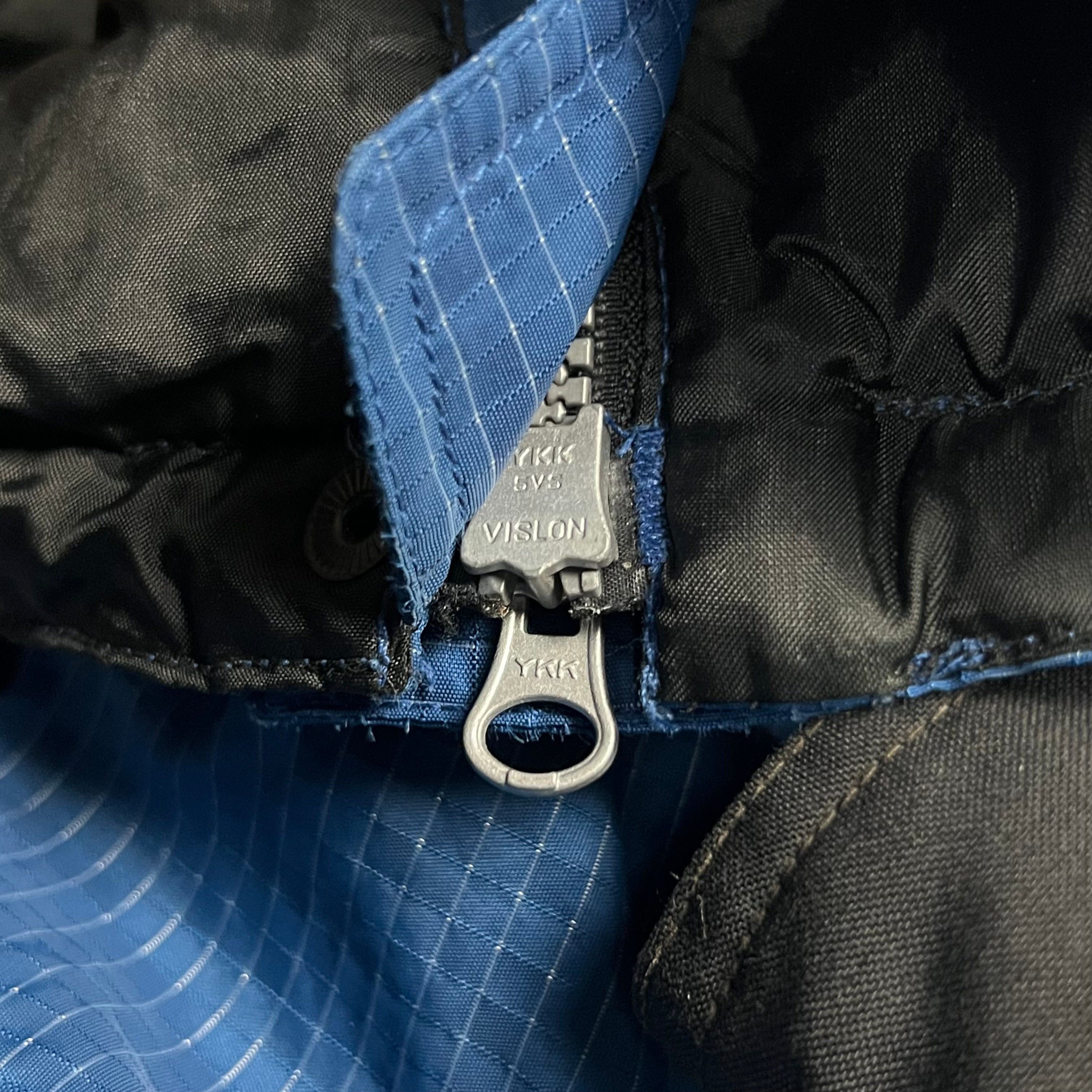 The North Face Vintage The North Face Blue & Black Extreme Gear Jacket - M Size US M / EU 48-50 / 2 - 10 Thumbnail
