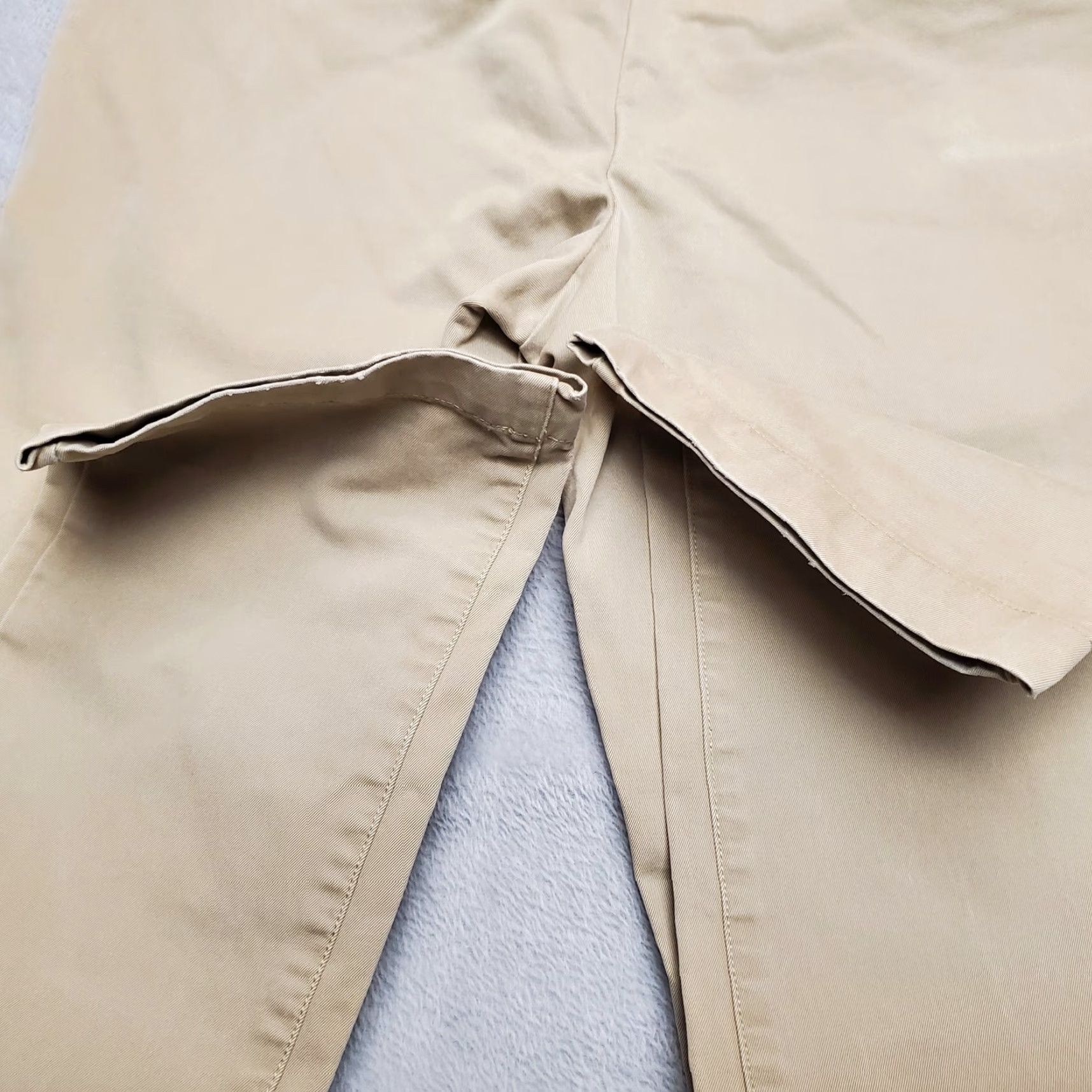 Banana Republic Banana Republic Pants Womens 31x32 Khaki Flat Front Button Fly Chino 100% Cotton Beige Twill Pockets Jeans? Size 24" / US 00 / IT 34 - 6 Thumbnail