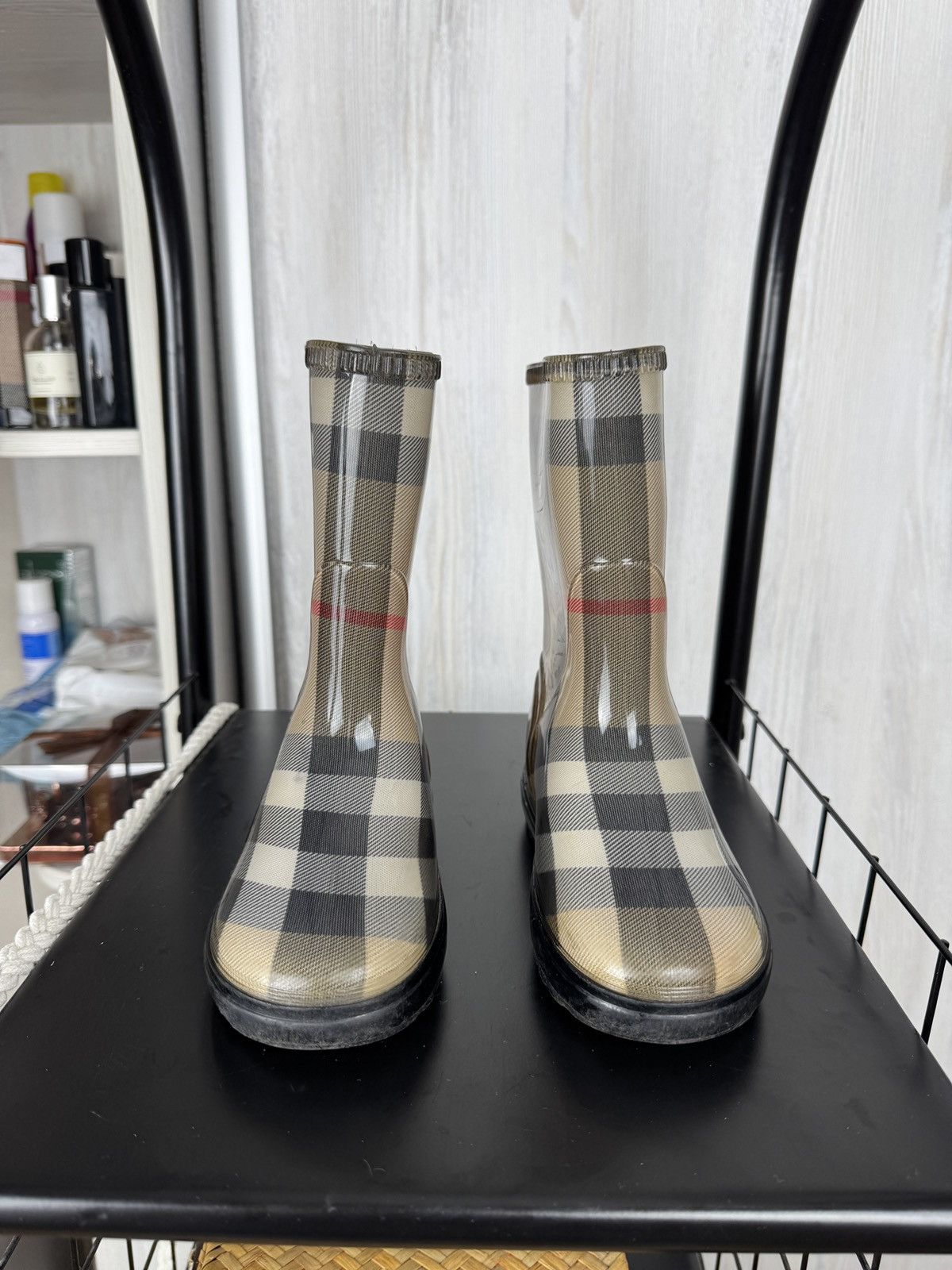 Burberry Burberry Kids Toddler Nova Check Rubber Rain boots size 28 Size US 10 / IT 40 - 6 Thumbnail