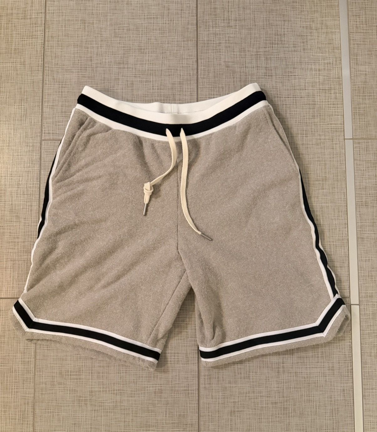 John Elliott John Elliott Terry Game Short Size US 30 / EU 46 - 1 Thumbnail