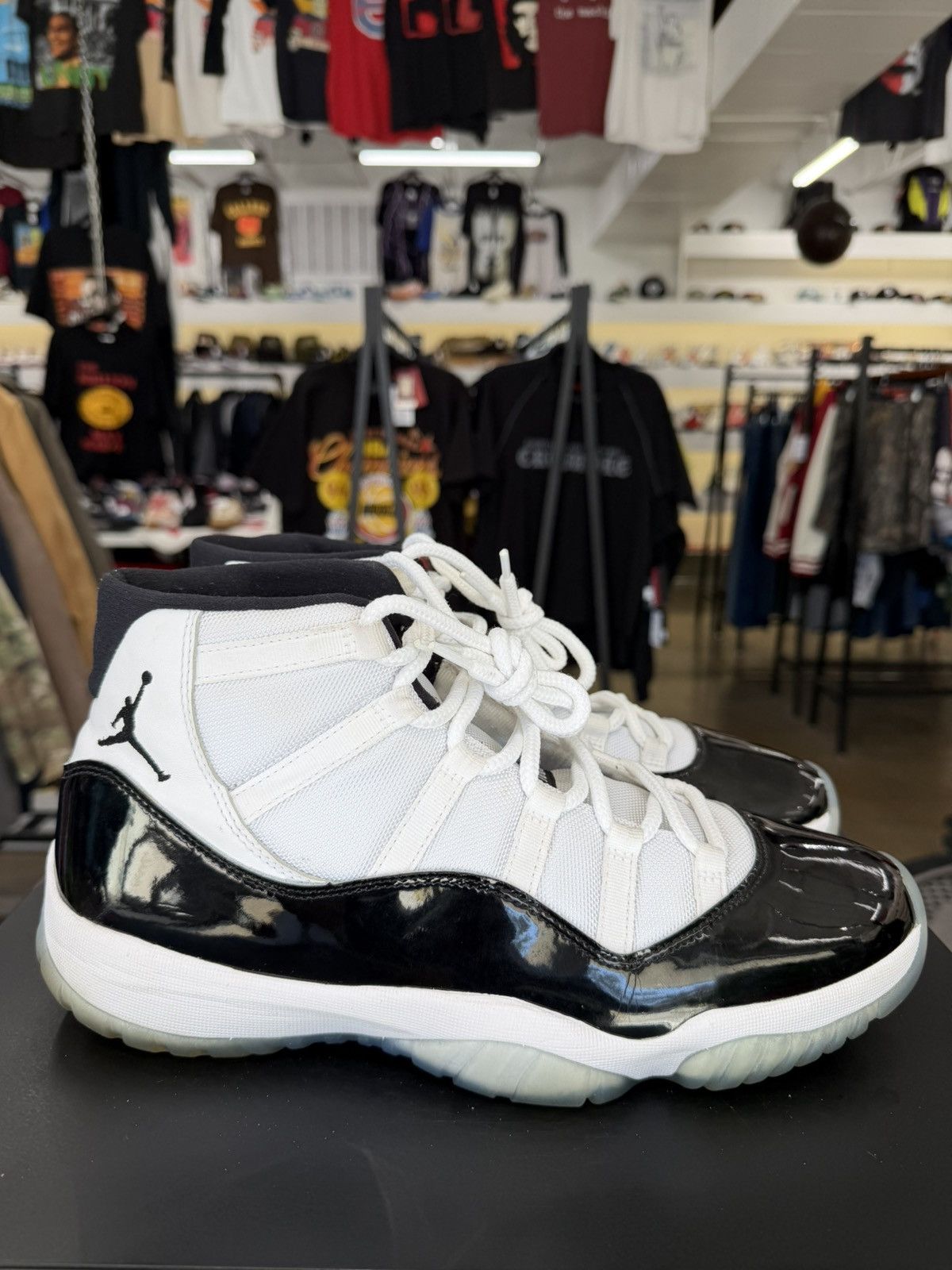 Jordan Brand Air Jordan 11 Concord Size 13 (2018) Size US 13 / EU 46 - 6 Thumbnail