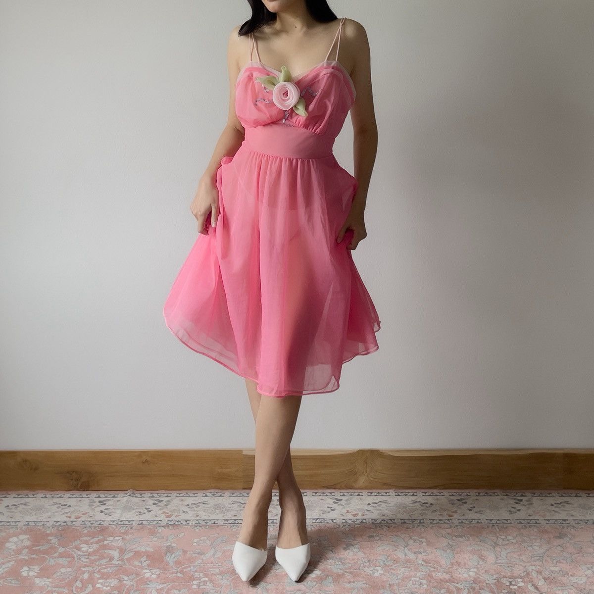 Vintage Vintage 1980s Pink Chiffon Semi-Sheer Nightgown (S–M) Size S / US 4 / IT 40 - 3 Thumbnail