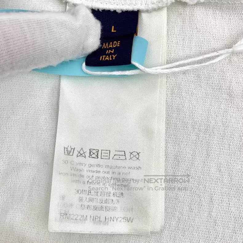 Louis Vuitton Louis Vuitton 22 white embroidered graffiti-lettered logo Size US L / EU 52-54 / 3 - 7 Thumbnail