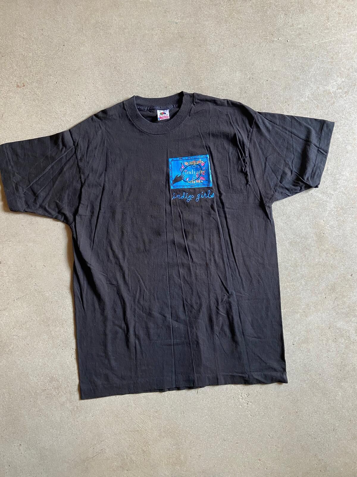 Fruit Of The Loom VTG Indigo Girls "Nomads Indians Saints" Tee Sz XL Size US XL / EU 56 / 4 - 3 Thumbnail