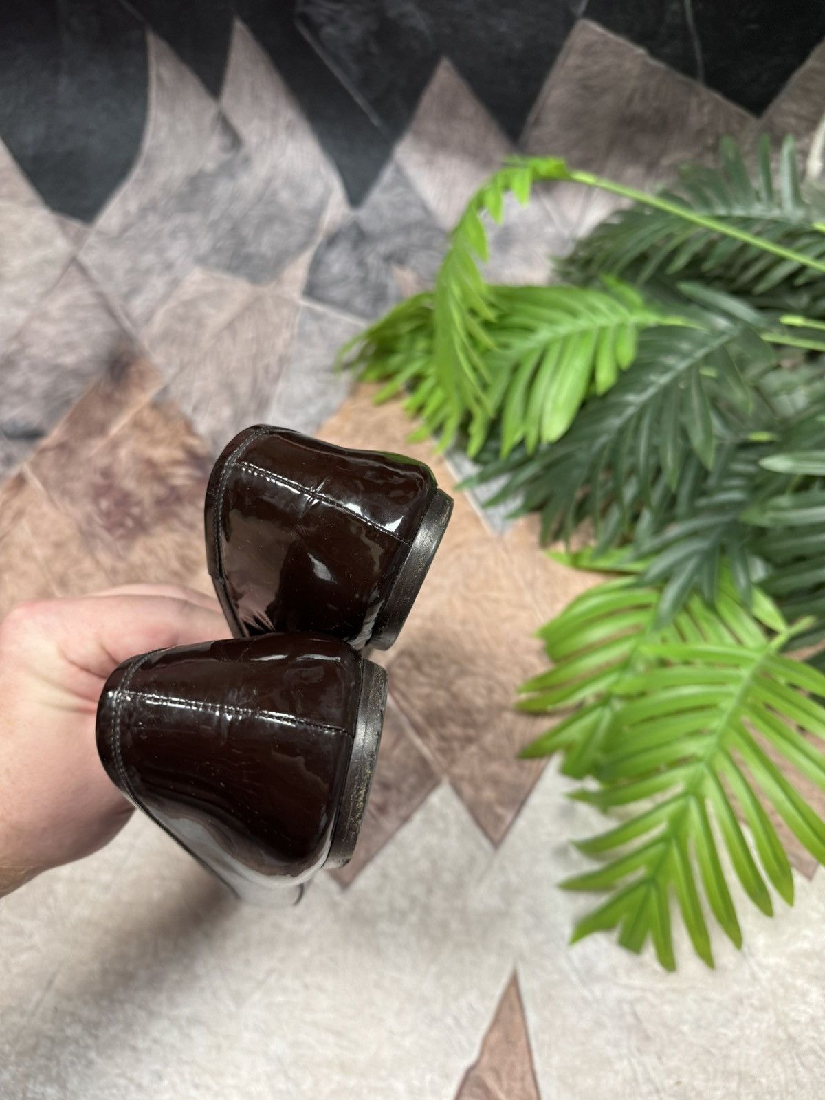 Louis Vuitton Louis Vuitton Brown Patent Leather ballet flats size 41 Size US 11 / IT 41 - 11 Thumbnail