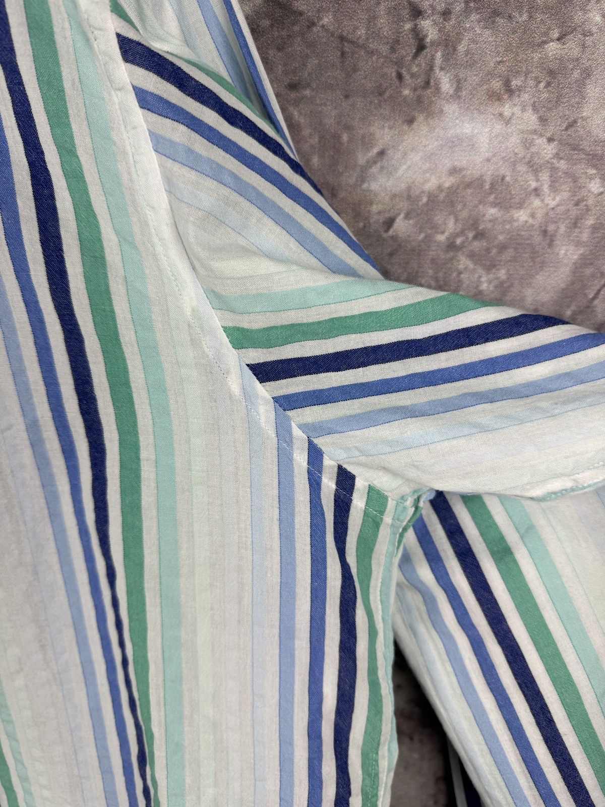 Yves Saint Laurent Yves Saint Laurent Striped Long Sleeve Shirt Button Up SizeL Size US L / EU 52-54 / 3 - 11 Thumbnail
