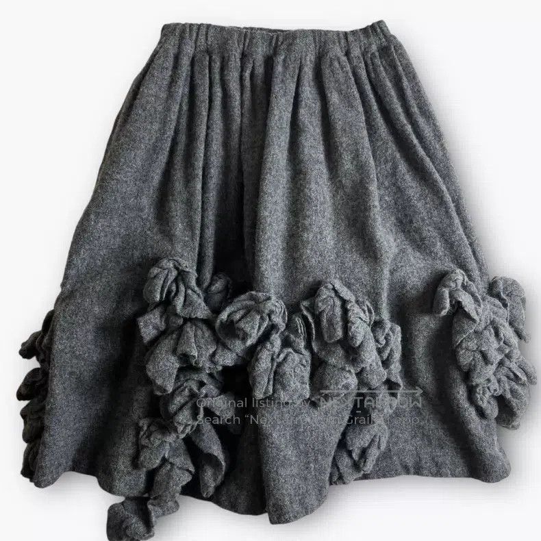 Comme des Garcons Comme Des Garcons size XS Gray pleated polyester skirt Size 22" - 1 Thumbnail