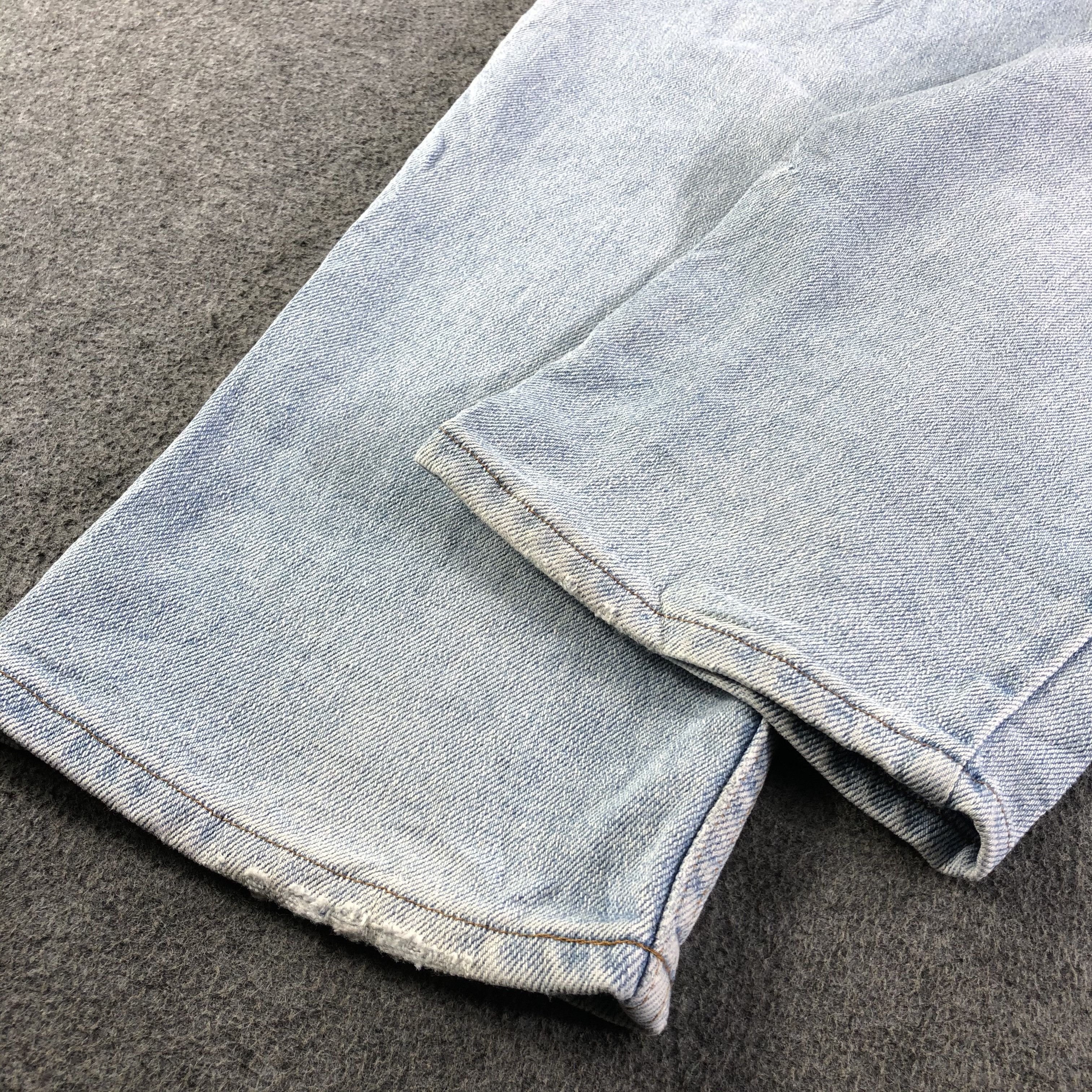 Levi's Vintage Light Wash Levis Jeans-J4298 Size US 37 - 5 Thumbnail