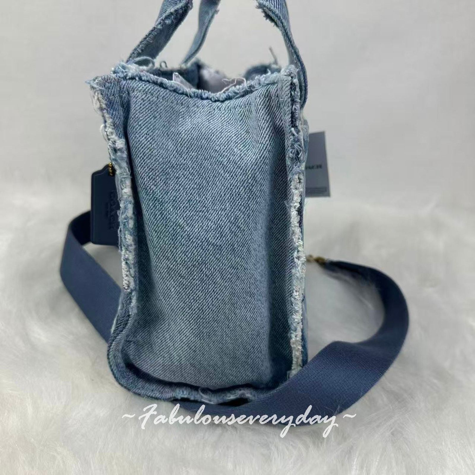 Coach Coach Cargo Tote Bag 26 Crossbody Denim Patchwork CCX13 NWT Size ONE SIZE - 3 Thumbnail