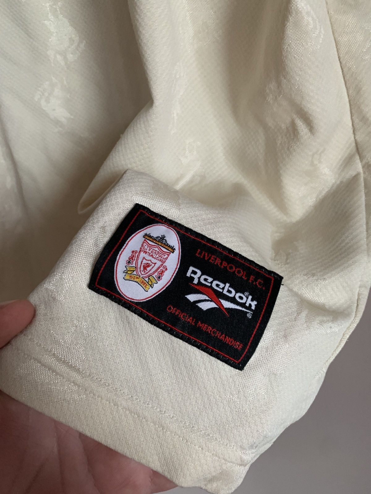 Reebok Liverpool 1996/97 Away Football Shirt Reebok Vintage Soccer Size US M / EU 48-50 / 2 - 9 Thumbnail