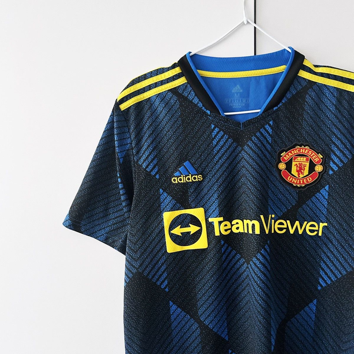 Adidas Manchester United adidas 2021 2022 jersey football Size US M / EU 48-50 / 2 - 2 Thumbnail
