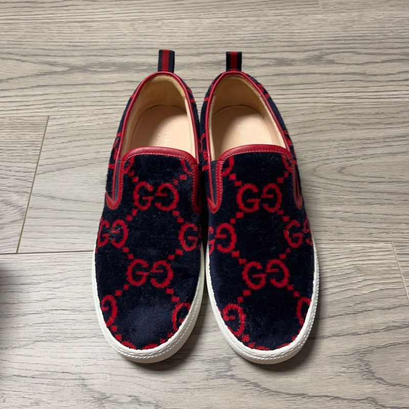 Gucci Gucci Red Slip-On Casual Sneakers for Men - Size US 10.5 / EU 43-44 - 2 Thumbnail