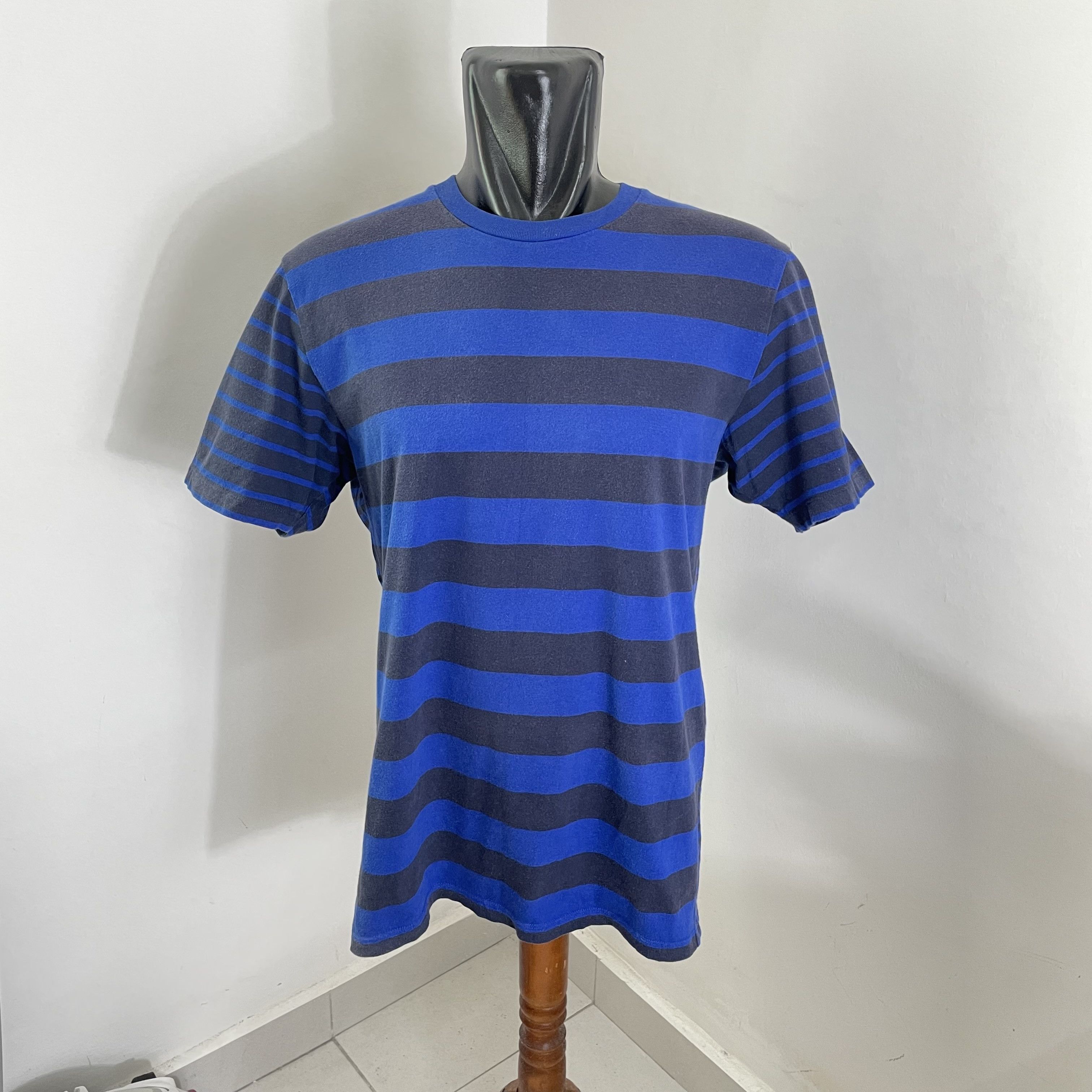 Japanese Brand × Uniqlo UNIQLO STRIPE TSHIRT BLUE CASUAL BASIC Size US L / EU 52-54 / 3 - 1 Thumbnail